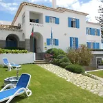 Alojamento de Acomodação e Pequeno-almoço Vila Lido 3*