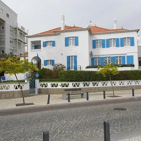 Vila Lido Oda ve Kahvaltı 3*